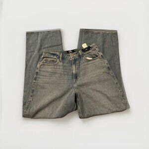 Hollister Ultra High Rise Baggy Jeans 10R New With Tags